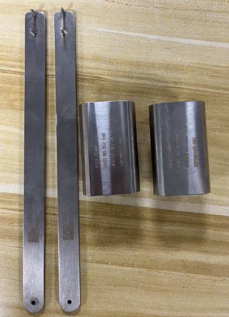 电池手柄、夹具