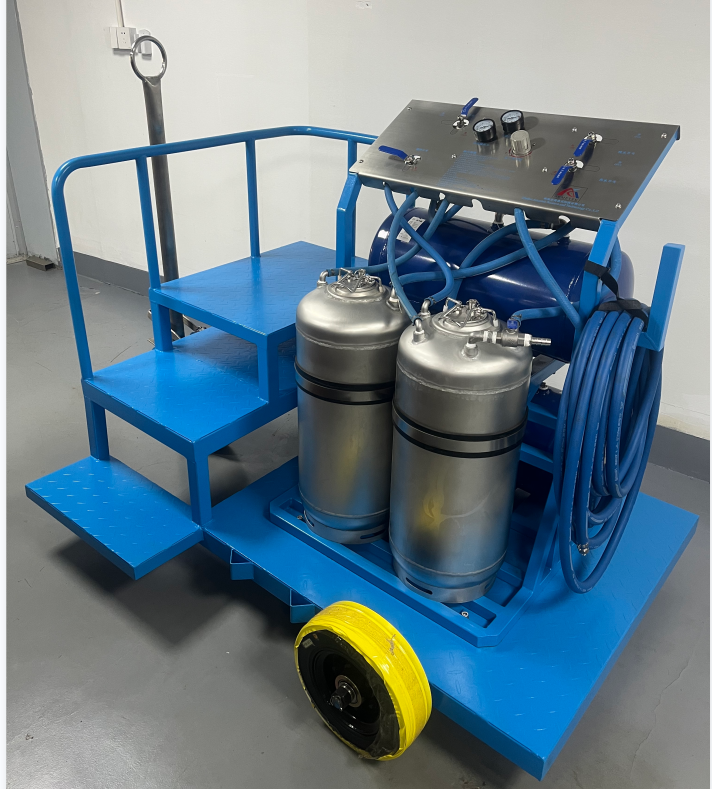 50L拖车式发动机清洗罐