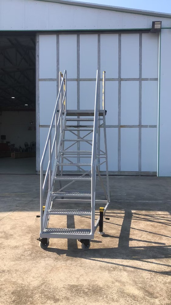 S-92-尾桨维护梯