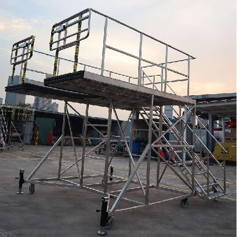 EC175机型工作梯